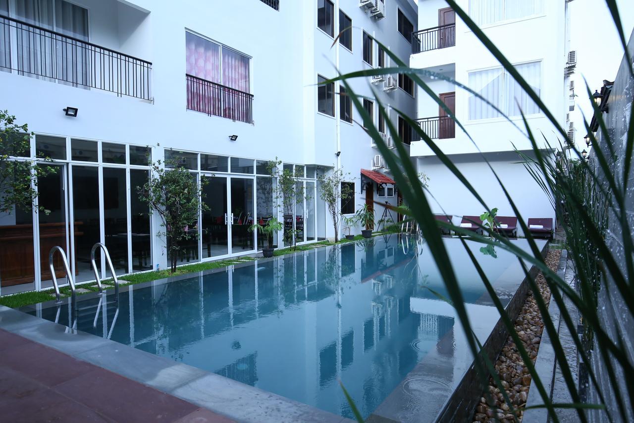 Holy Angkor Deluxe Hotel Siem Reap Exterior photo